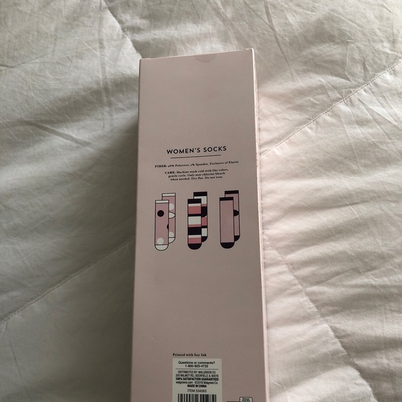 Women’s Socks - Picture 2 of 2